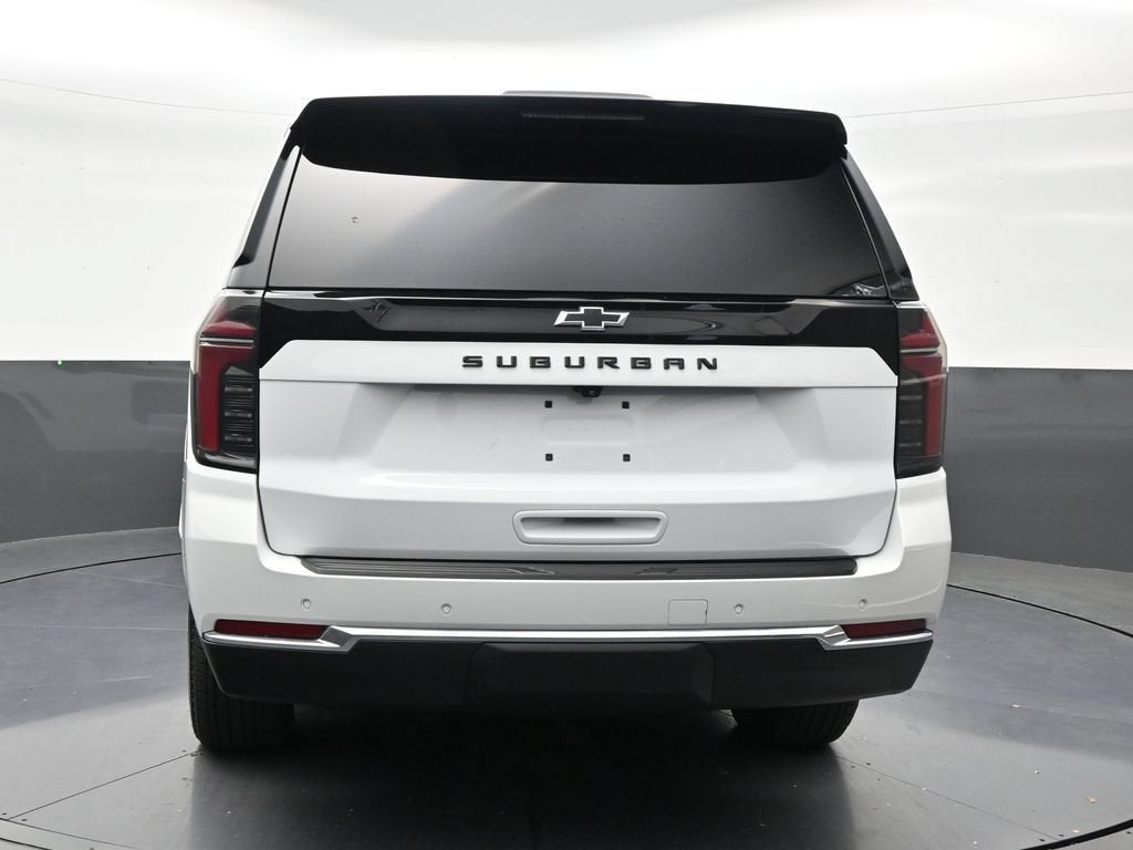 2025 Chevrolet Suburban LS