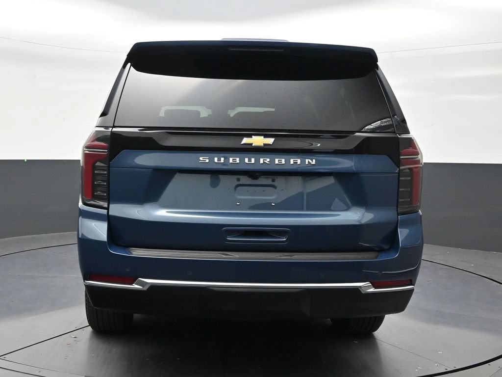 2025 Chevrolet Suburban LS