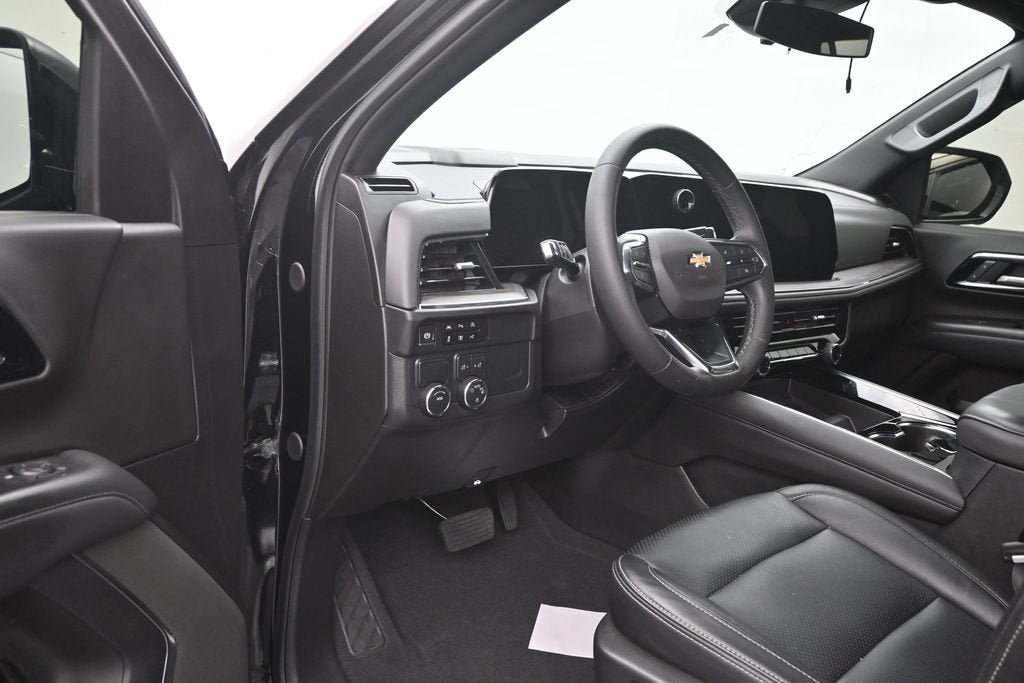 2025 Chevrolet Tahoe LS