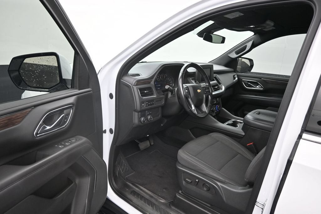 2023 Chevrolet Suburban LS
