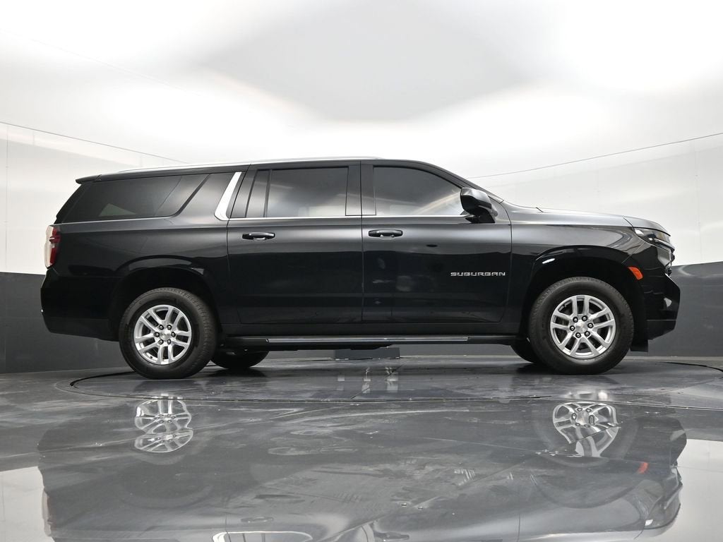 2024 Chevrolet Suburban LS