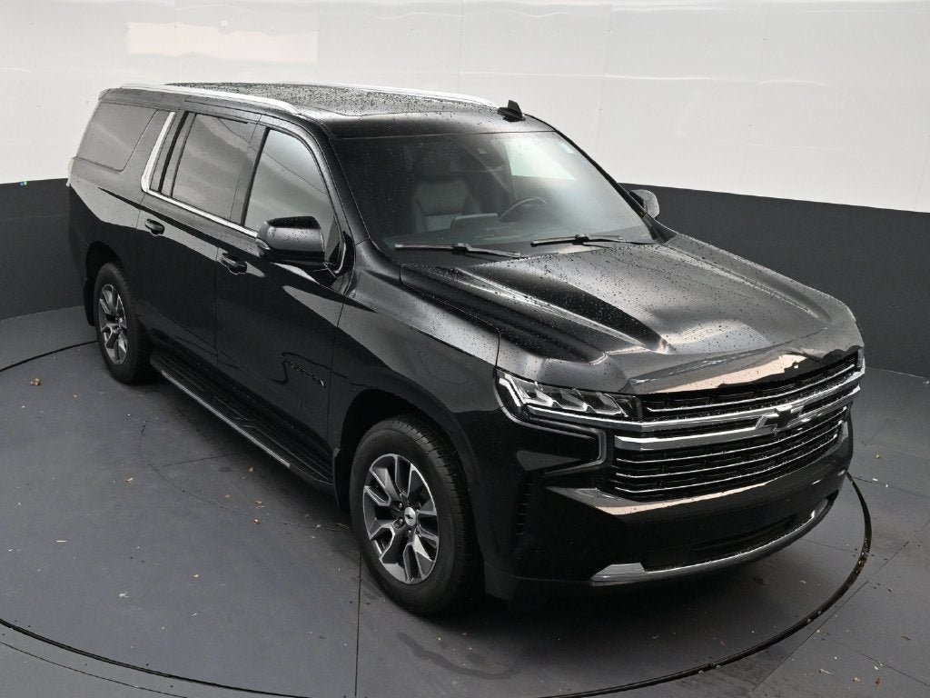 2023 Chevrolet Suburban LT