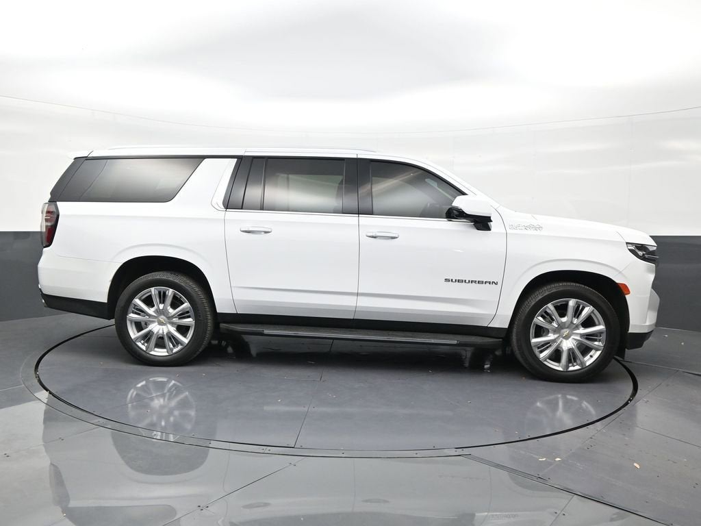 2022 Chevrolet Suburban High Country