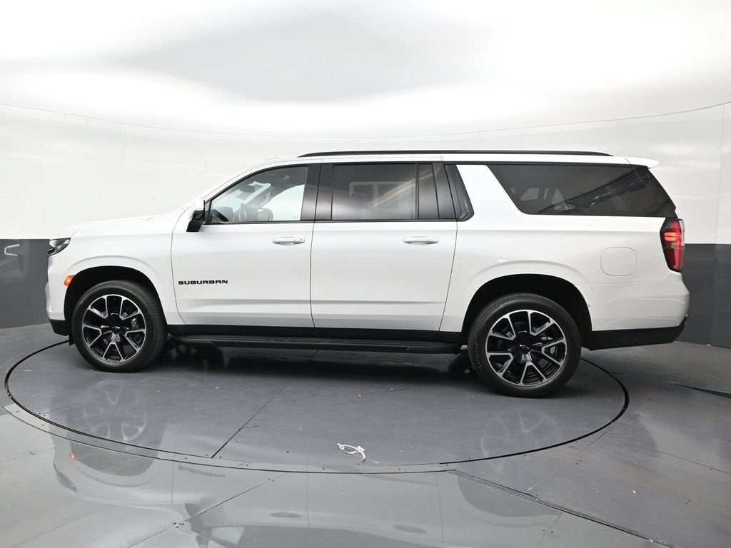 2024 Chevrolet Suburban RST