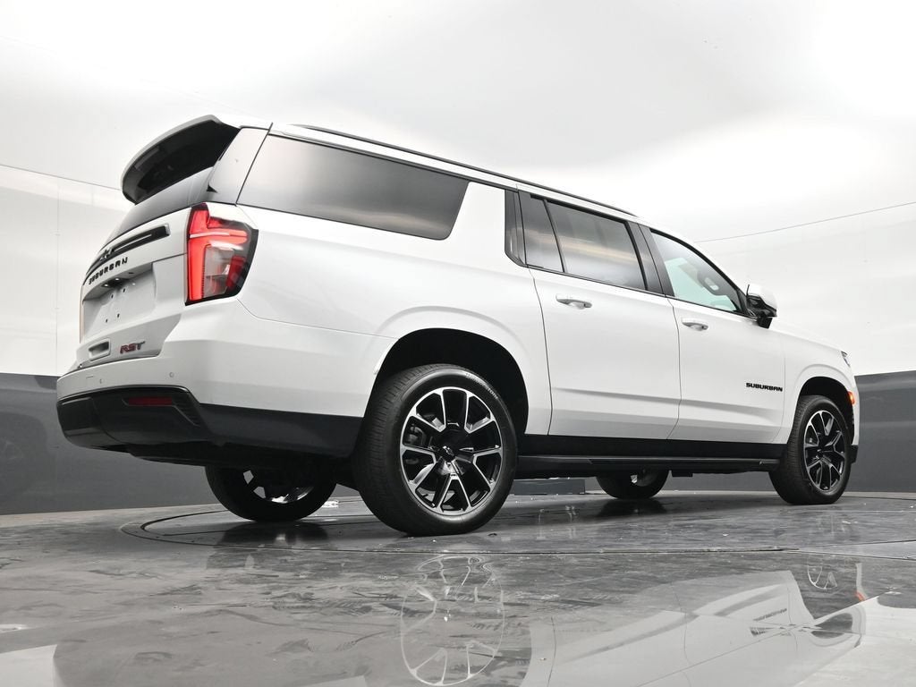 2024 Chevrolet Suburban RST