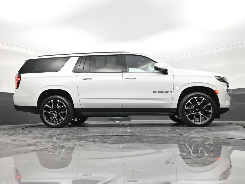 2024 Chevrolet Suburban RST