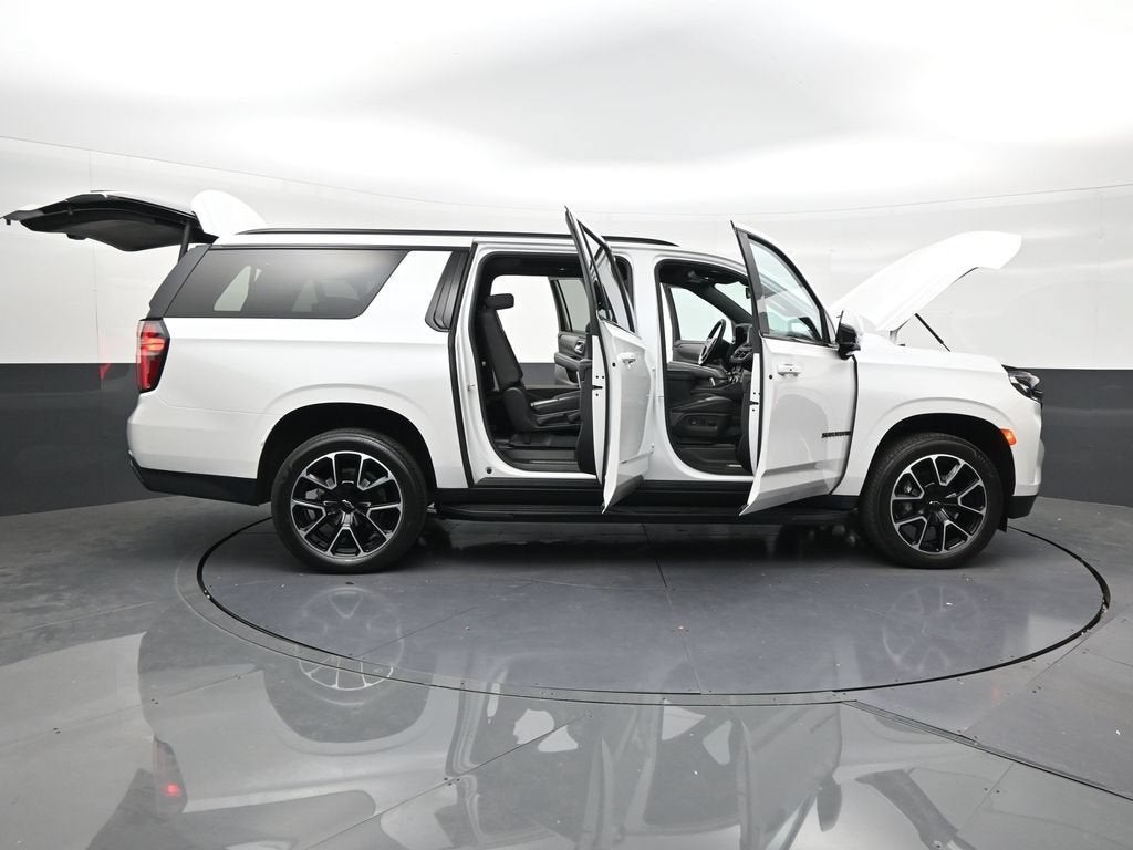 2024 Chevrolet Suburban RST