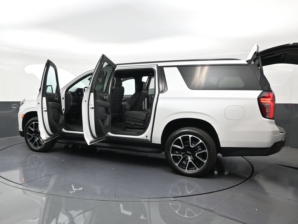 2024 Chevrolet Suburban RST