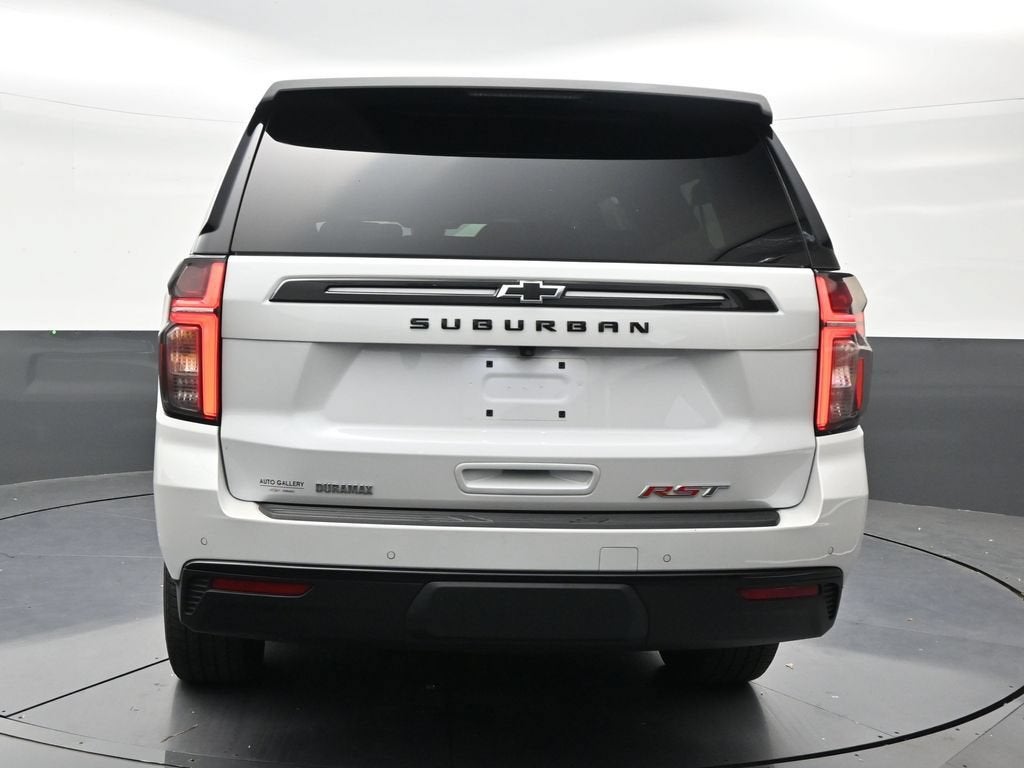 2024 Chevrolet Suburban RST