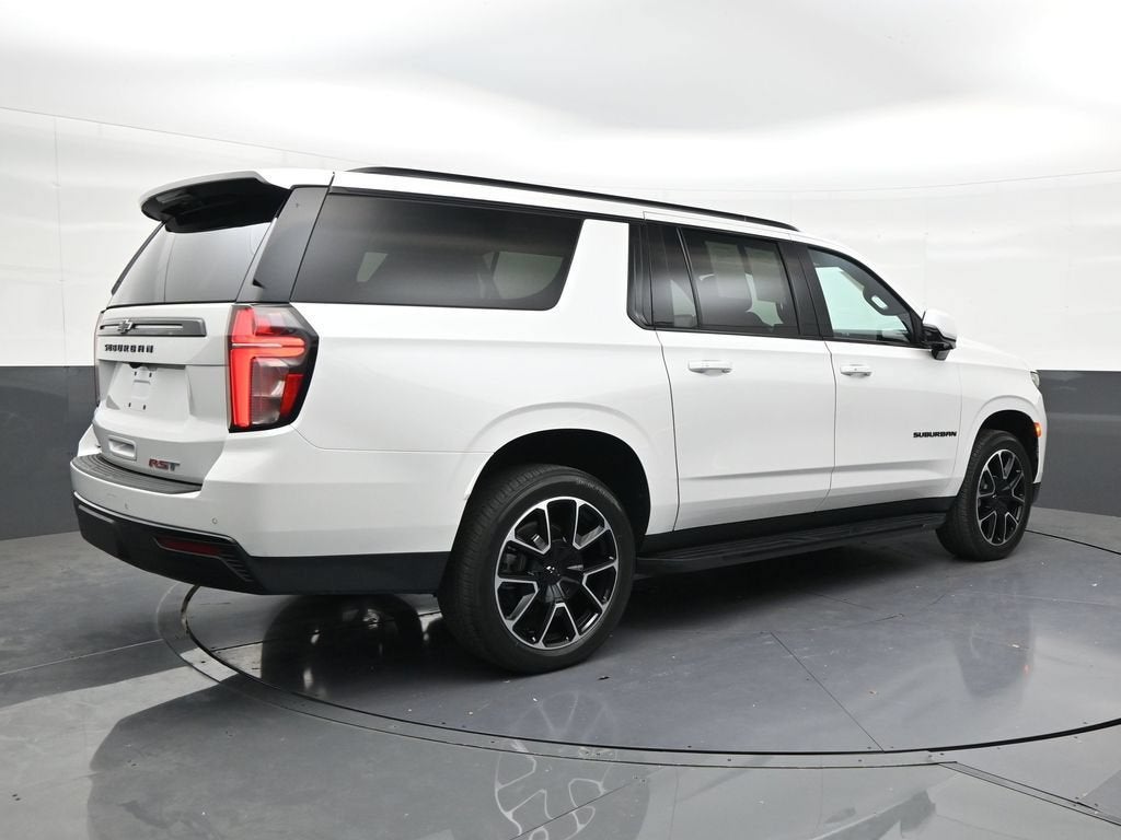 2024 Chevrolet Suburban RST