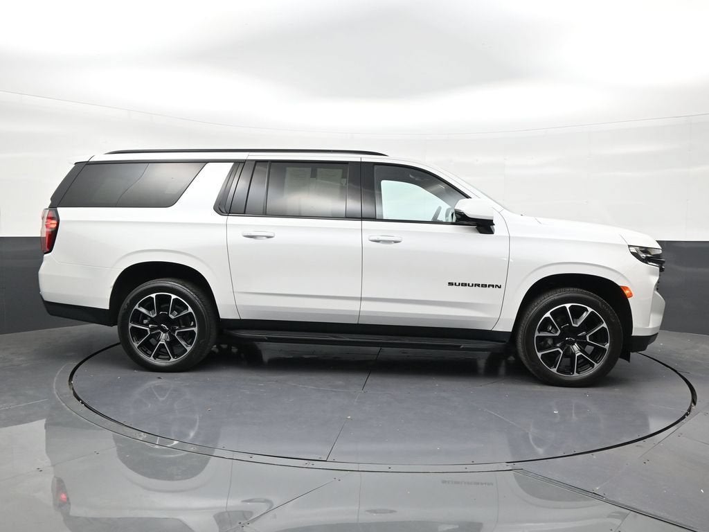 2024 Chevrolet Suburban RST