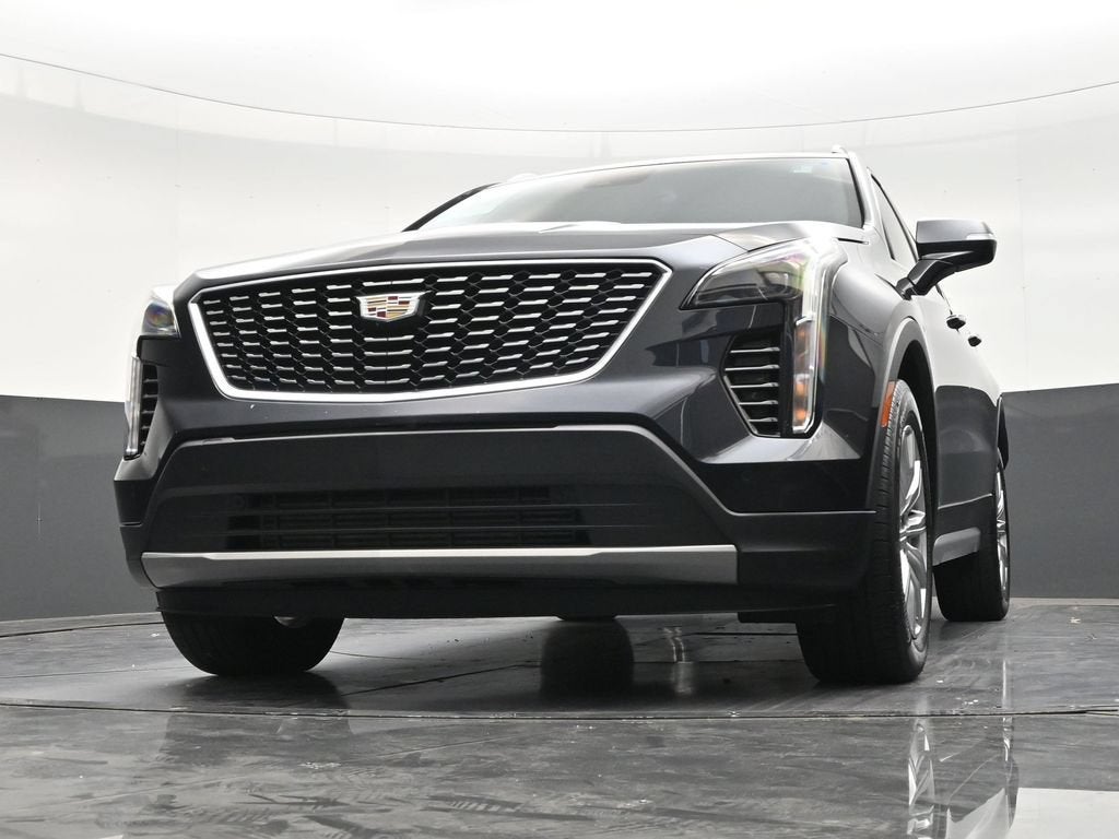 2023 Cadillac XT4 FWD Premium Luxury