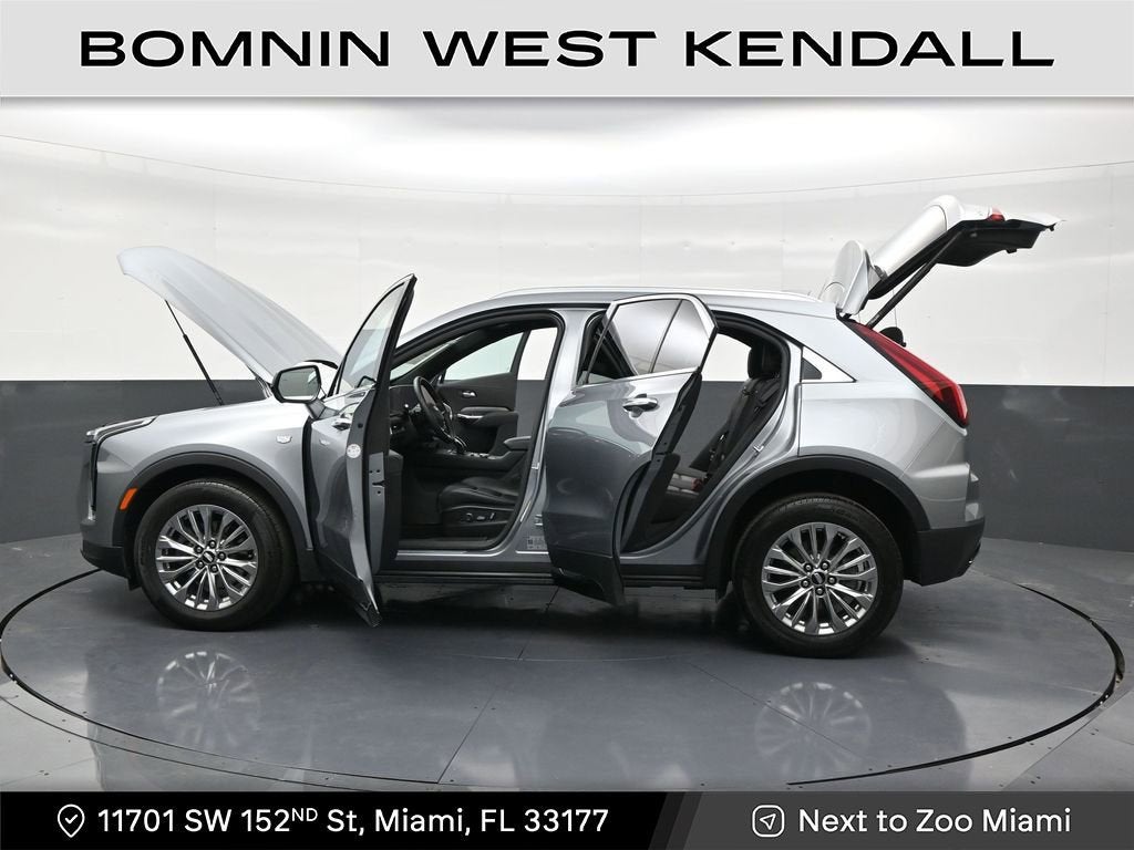 2025 Cadillac XT4 Premium Luxury
