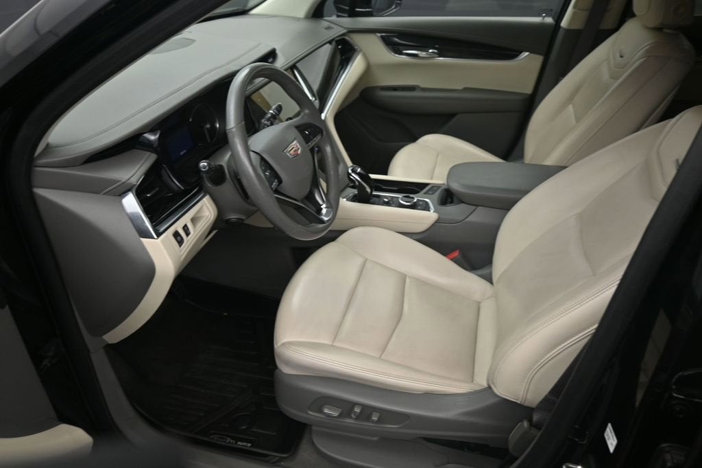 2022 Cadillac XT6 Premium Luxury