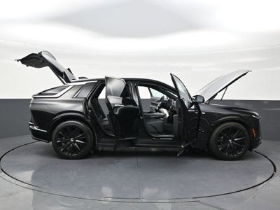 2025 Cadillac LYRIQ Luxury 2