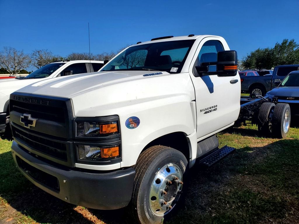 2024 Chevrolet Silverado 4500 HD Work Truck
