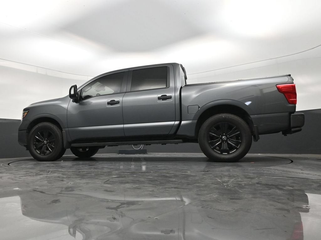 2023 Nissan TITAN Crew Cab SV 4x4