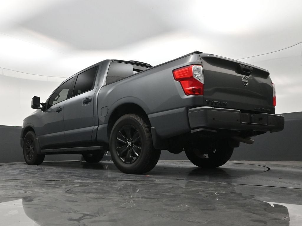 2023 Nissan TITAN Crew Cab SV 4x4