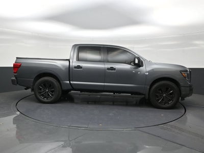 2023 Nissan TITAN Crew Cab SV 4x4
