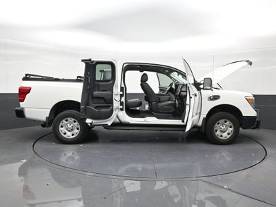 2017 Nissan TITAN XD S Diesel