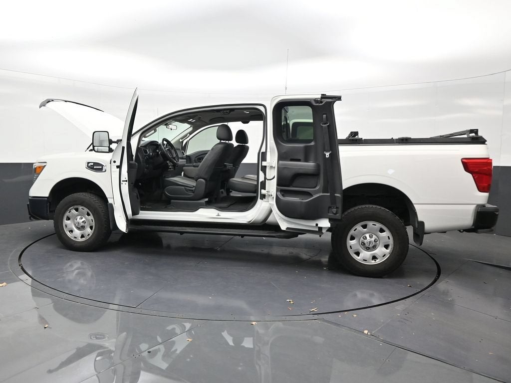 2017 Nissan TITAN XD S Diesel