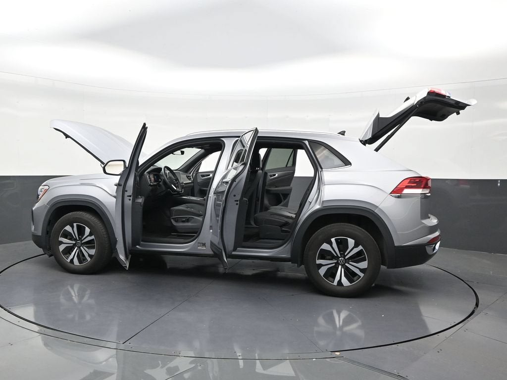 2024 Volkswagen Atlas Cross Sport 2.0T SE