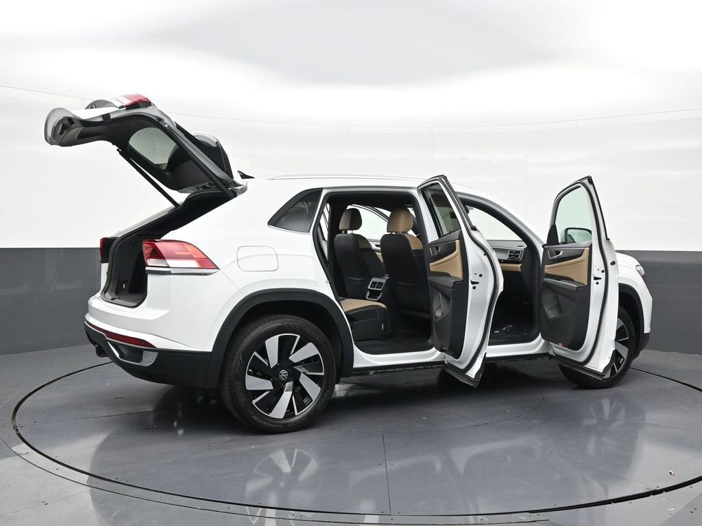 2024 Volkswagen Atlas Cross Sport 2.0T SE w/Technology