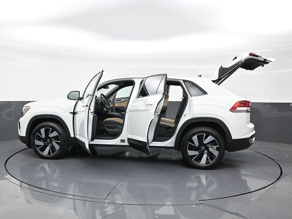2024 Volkswagen Atlas Cross Sport 2.0T SE w/Technology