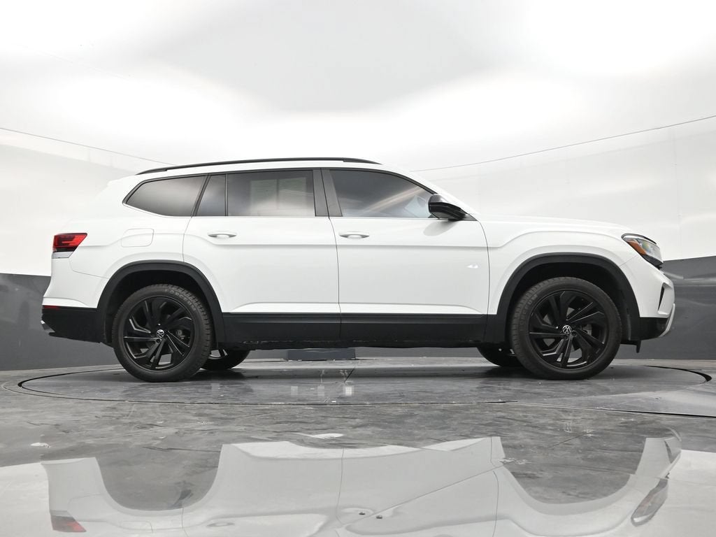2022 Volkswagen Atlas 2.0T SE w/Technology