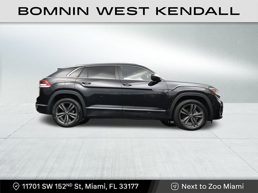 2022 Volkswagen Atlas Cross Sport 2.0T SEL R-Line