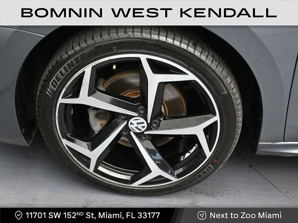 2020 Volkswagen Passat 2.0T R-Line