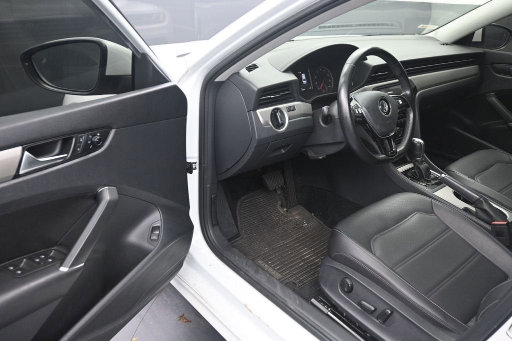 2020 Volkswagen Passat 2.0T SE