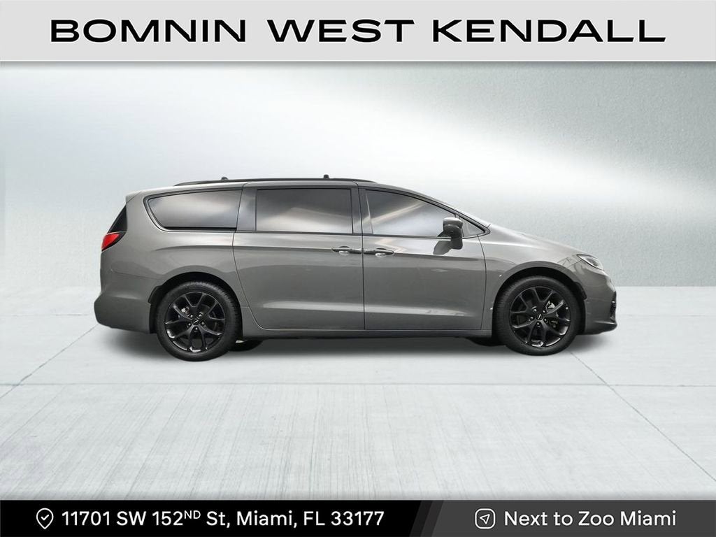 2022 Chrysler Pacifica Limited