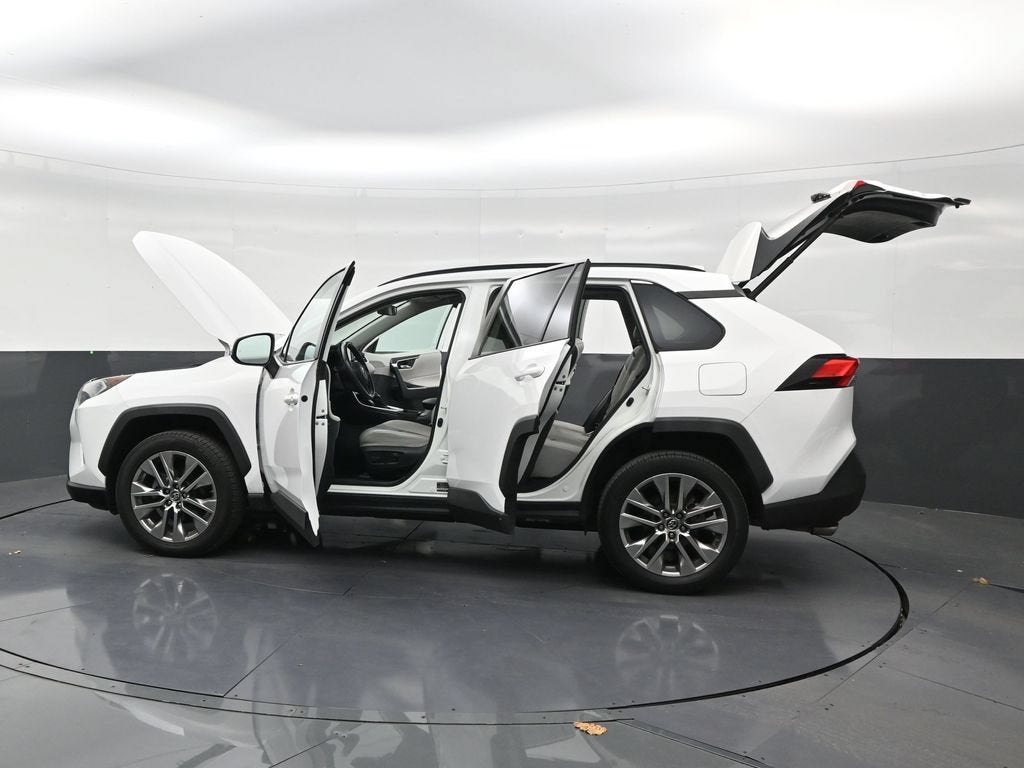 2019 Toyota RAV4 XLE Premium