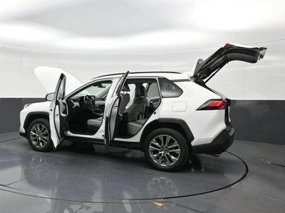 2019 Toyota RAV4 XLE Premium