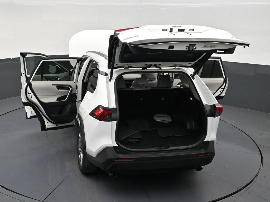 2019 Toyota RAV4 XLE Premium