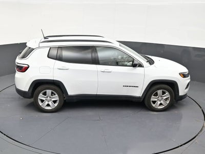2022 Jeep Compass Latitude FWD