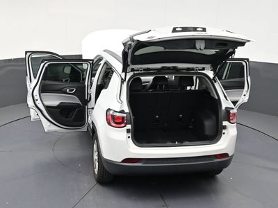 2022 Jeep Compass Latitude FWD