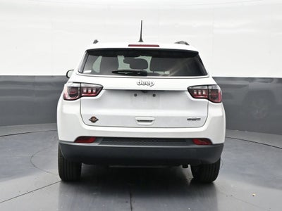 2022 Jeep Compass Latitude FWD