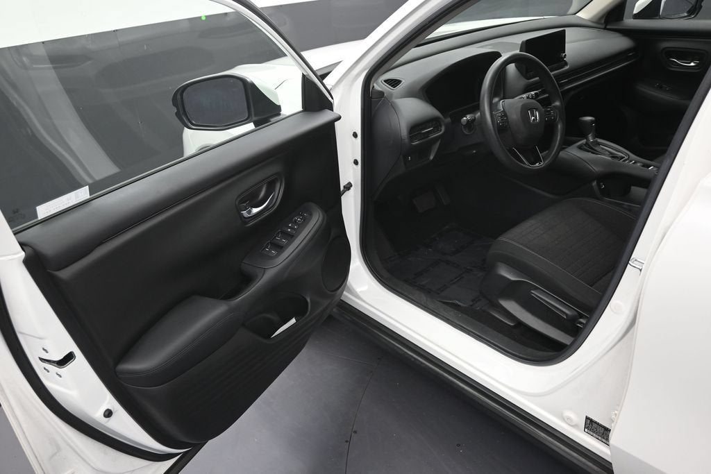 2023 Honda HR-V 2WD LX