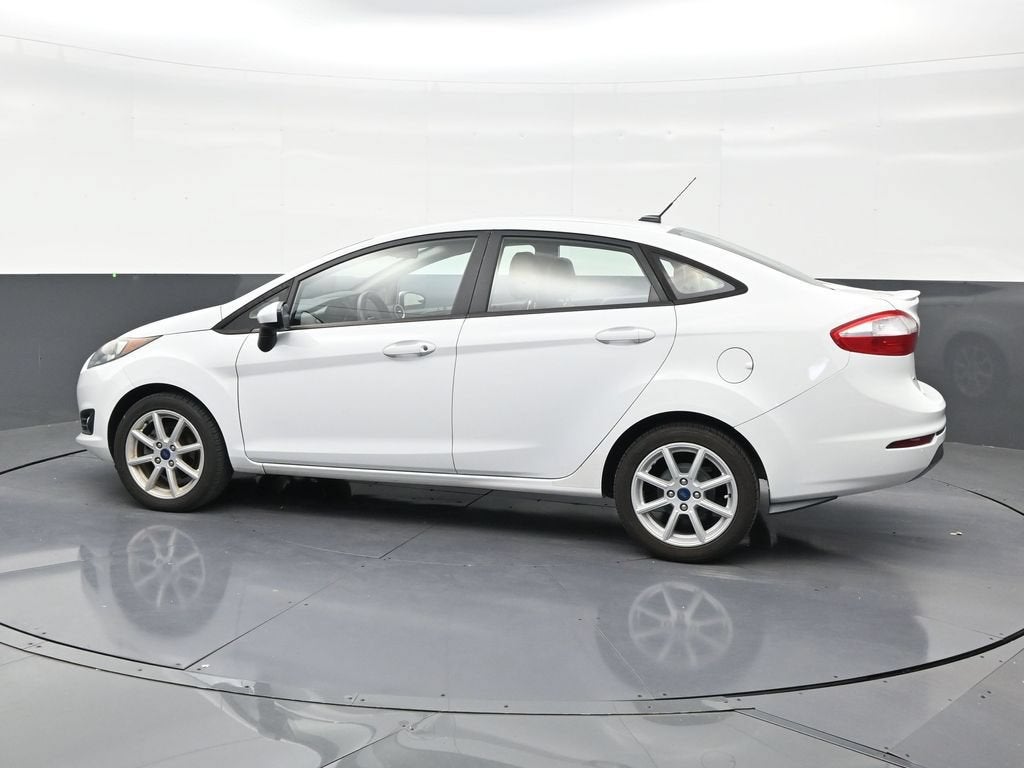 Used 2019 Ford Fiesta SE with VIN 3FADP4BJXKM143540 for sale in Miami, FL