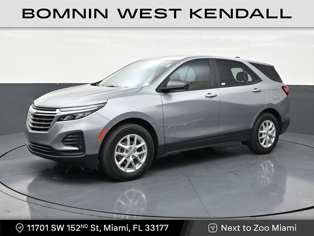 2023 Chevrolet Equinox LS's photo