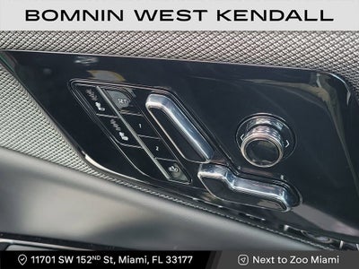 2025 Cadillac OPTIQ Luxury 1