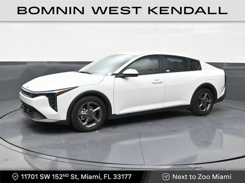 2025 Kia K4 LXS