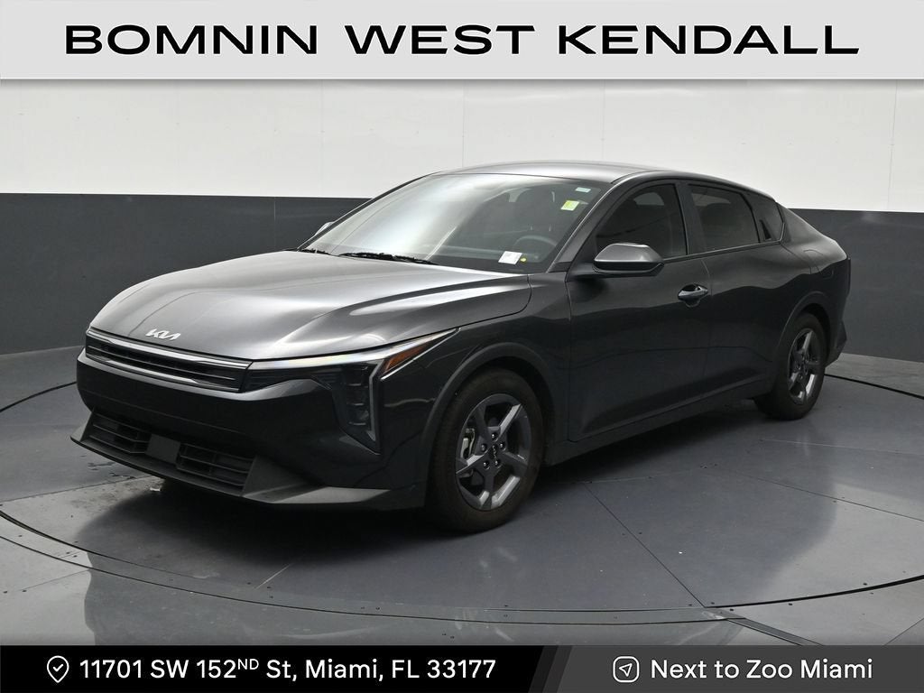 2025 Kia K4 LXS