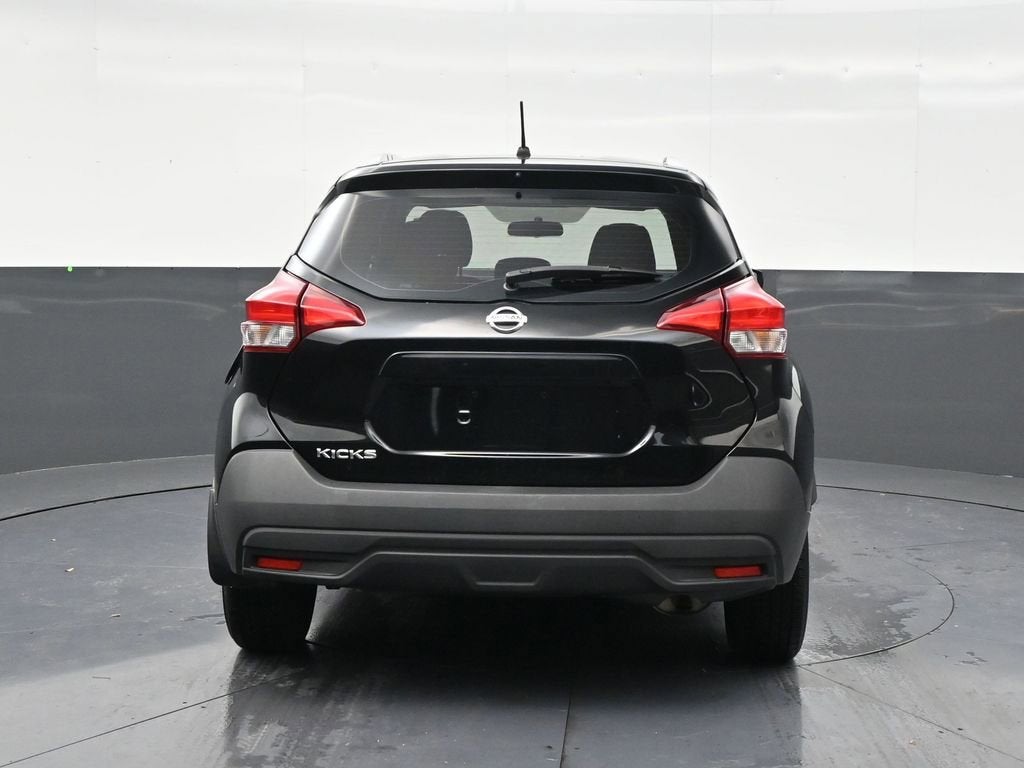 2018 Nissan Kicks S