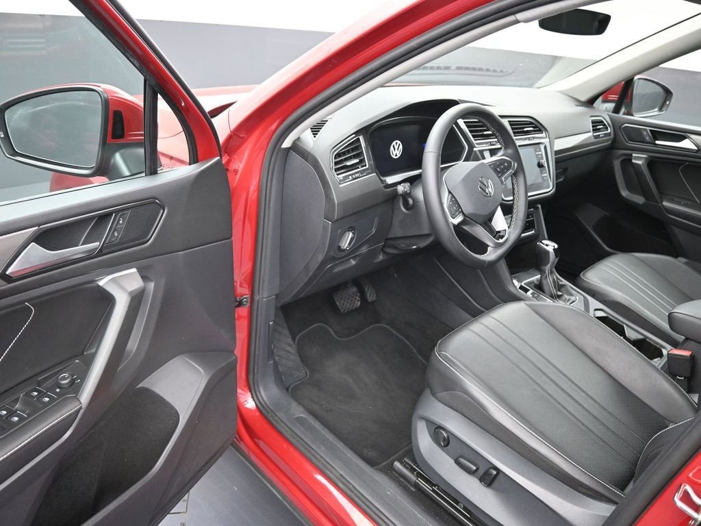 2023 Volkswagen Tiguan SE