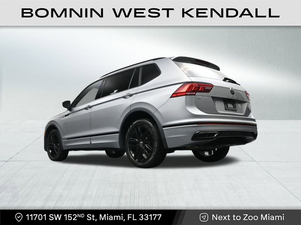 2022 Volkswagen Tiguan SE R-Line Black