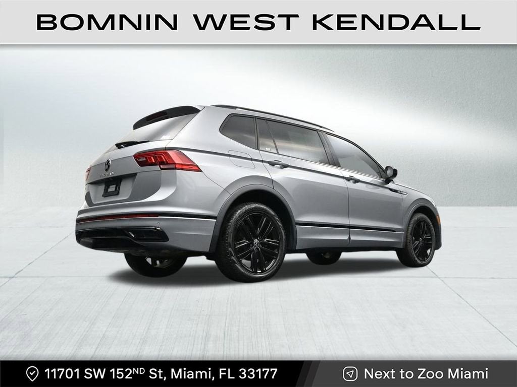 2022 Volkswagen Tiguan SE R-Line Black