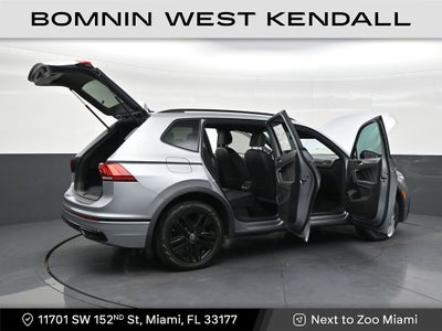 2022 Volkswagen Tiguan SE R-Line Black